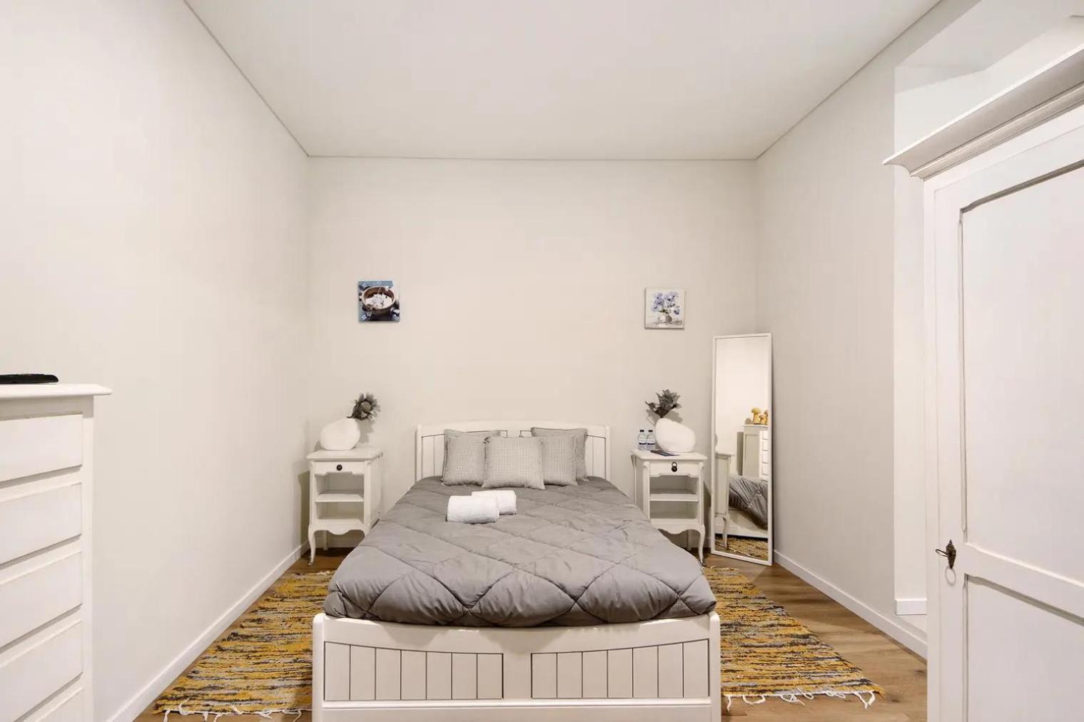 Apartamento - - 4 *